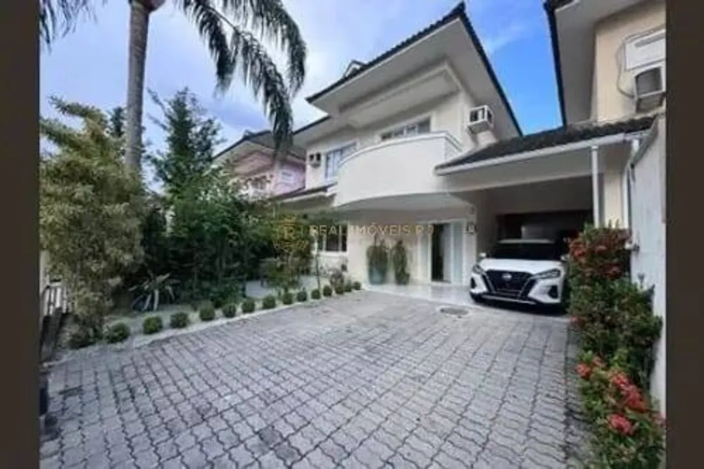 Casa, 5 quartos, 220 m² - Foto 1