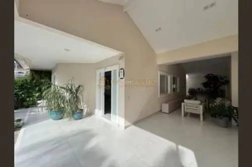 Casa, 5 quartos, 220 m² - Foto 4