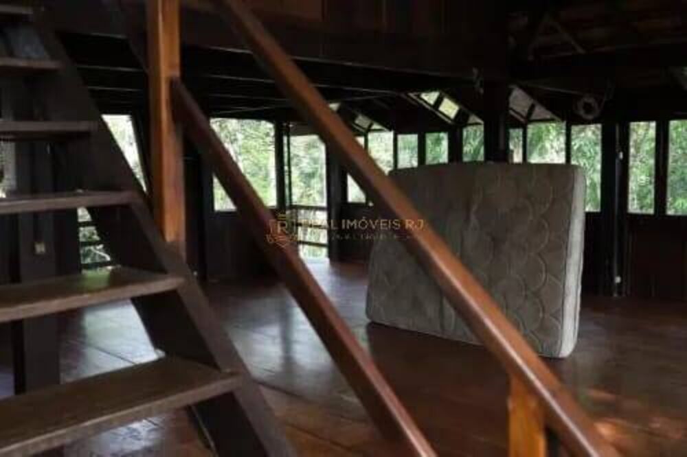 Casa à venda com 2 quartos, 2000m² - Foto 4