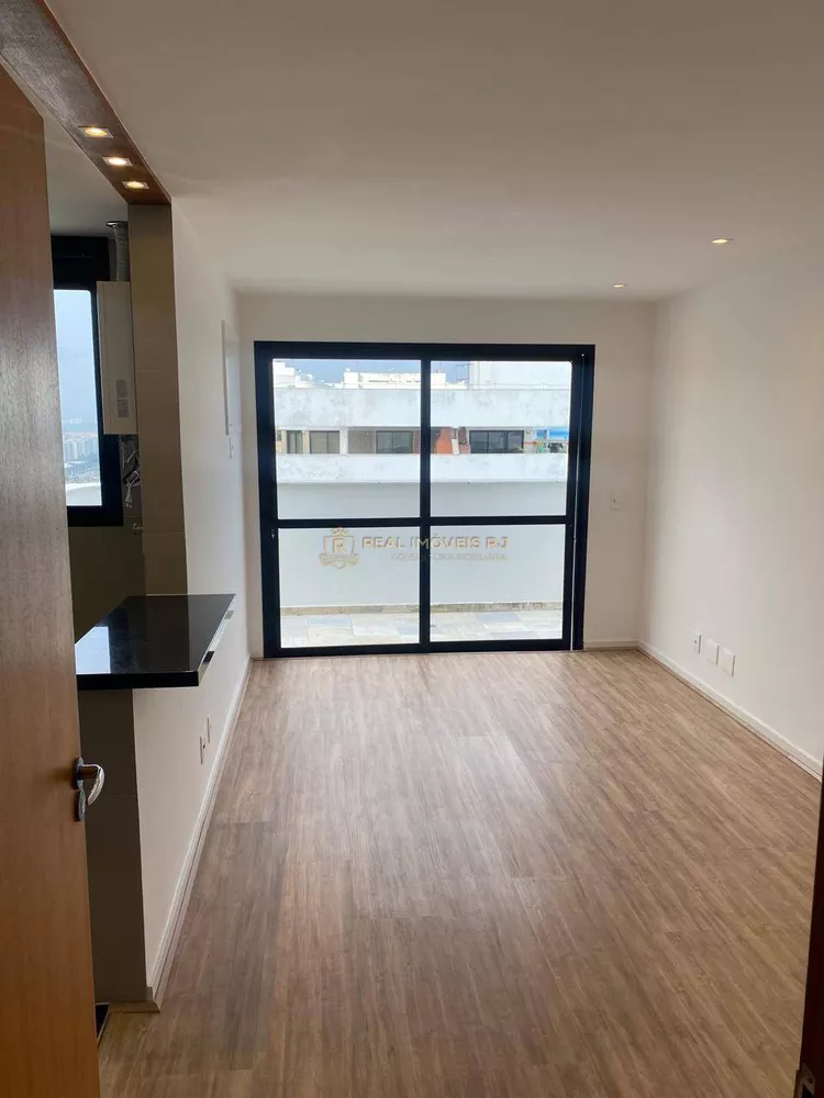 Cobertura à venda com 2 quartos, 127m² - Foto 6