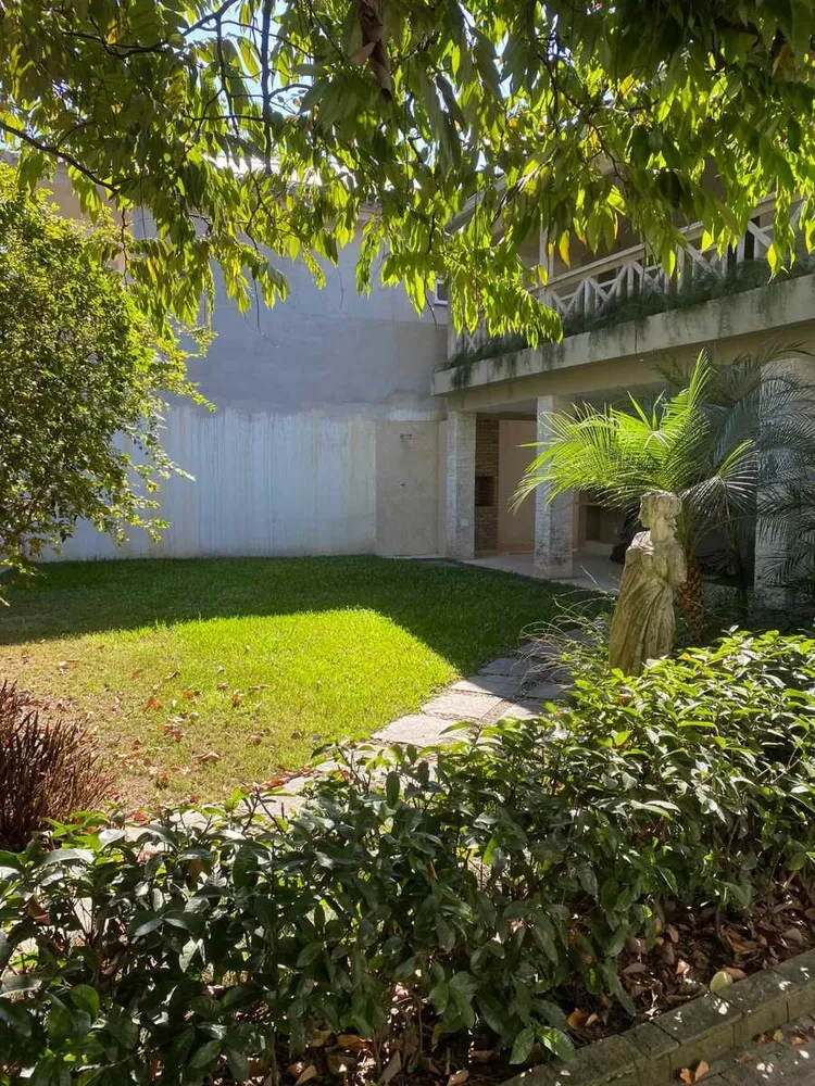 Casa, 6 quartos, 450 m² - Foto 1