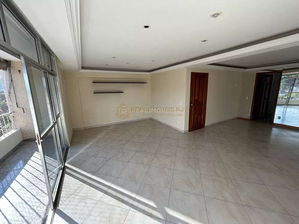 Apartamento à venda com 4 quartos, 141m² - Foto 2