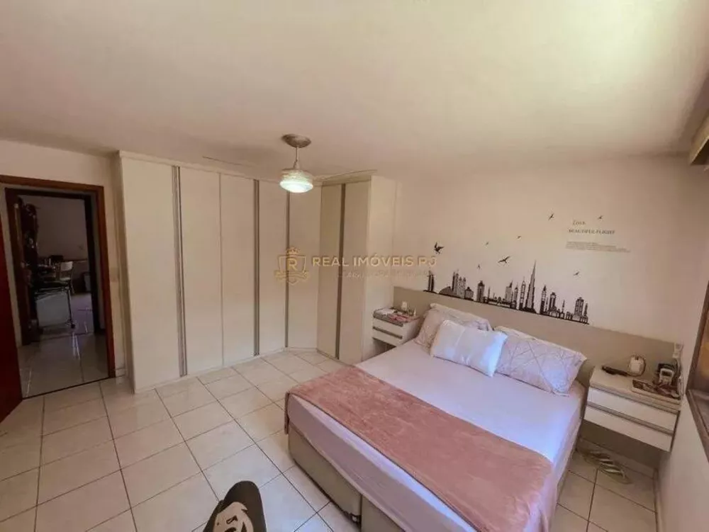 Casa à venda com 3 quartos, 380m² - Foto 5