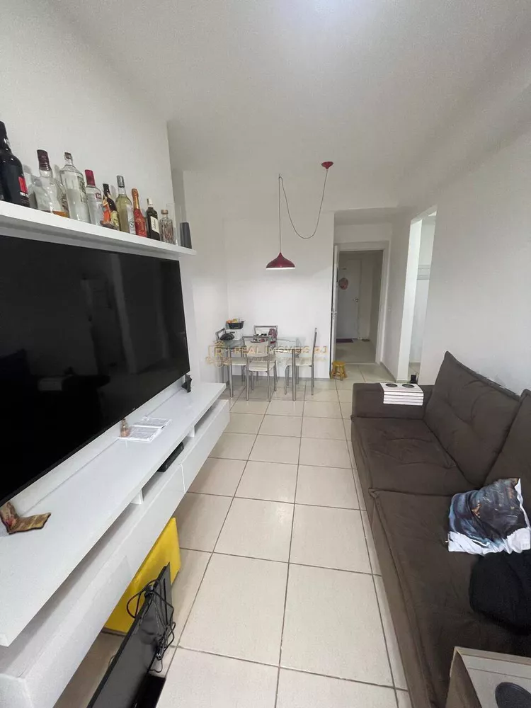 Apartamento à venda com 2 quartos, 52m² - Foto 2