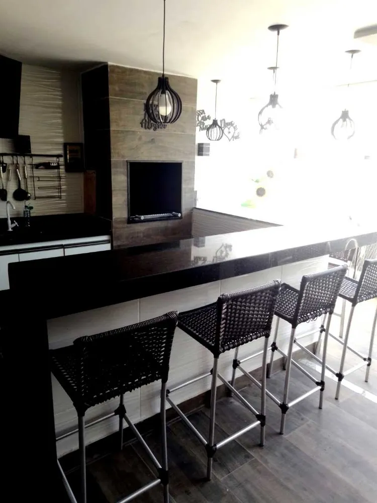 Casa, 5 quartos, 240 m² - Foto 8