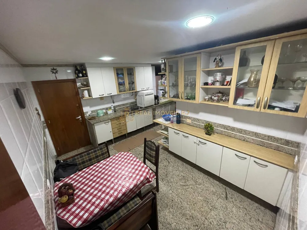 Apartamento, 3 quartos, 200 m² - Foto 1