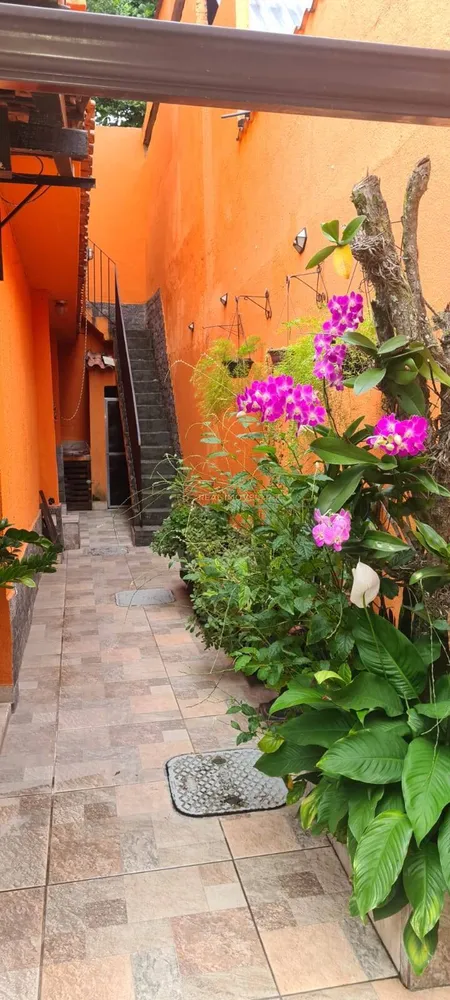 Casa, 4 quartos, 210 m² - Foto 1