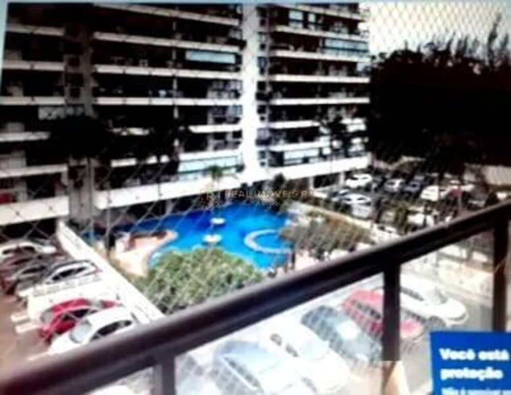 Apartamento à venda com 2 quartos, 75m² - Foto 4