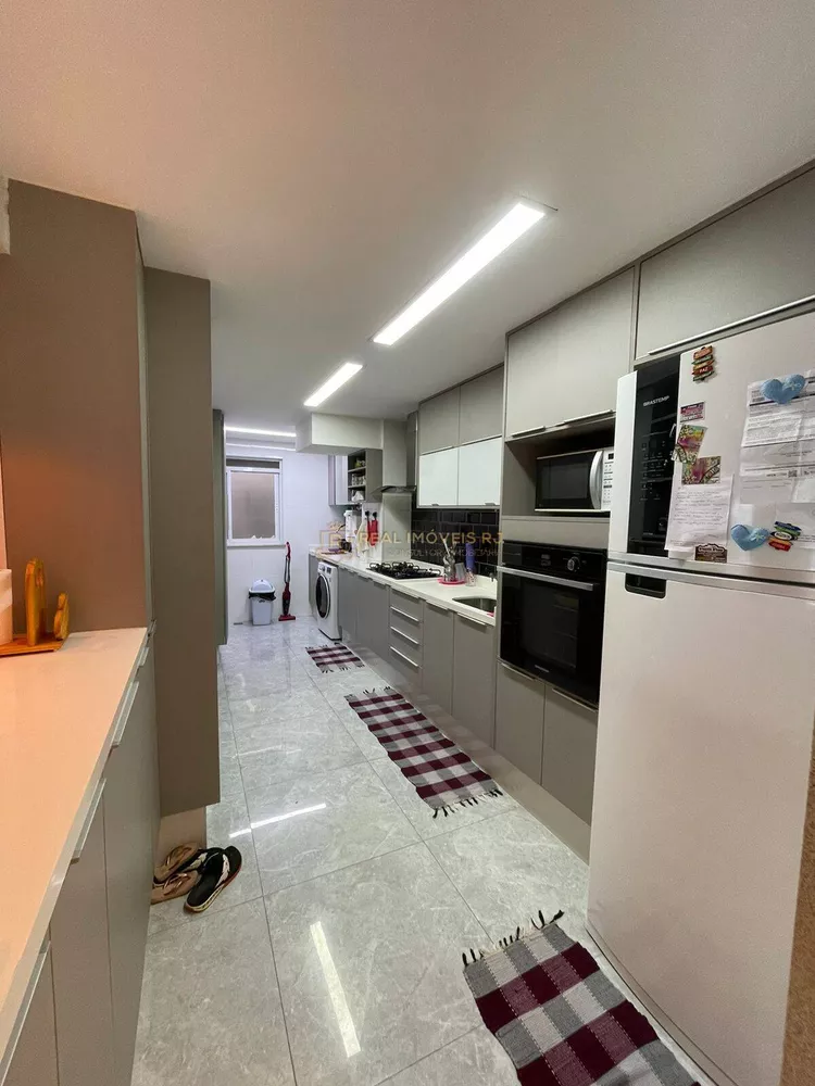 Apartamento à venda com 3 quartos, 97m² - Foto 10