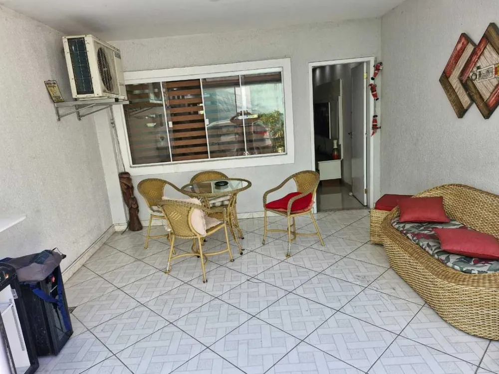Casa, 3 quartos, 200 m² - Foto 10
