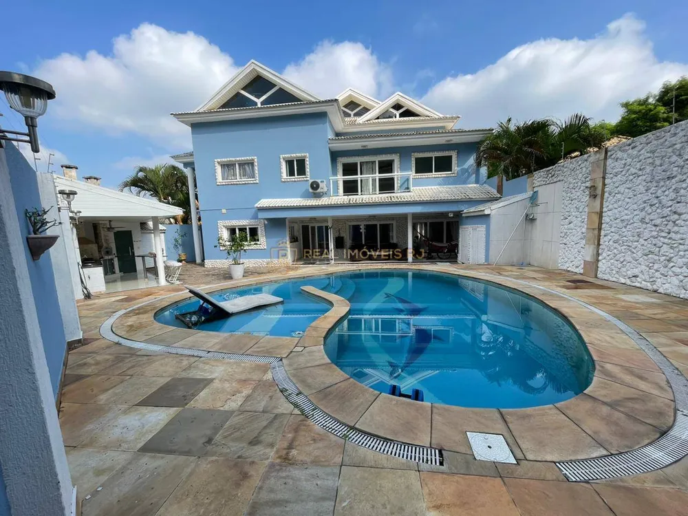 Casa, 3 quartos, 335 m² - Foto 1