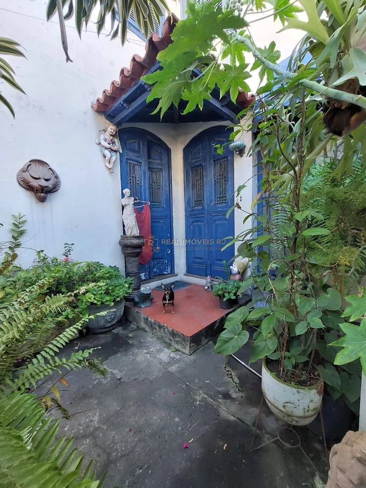 Casa, 3 quartos, 212 m² - Foto 1