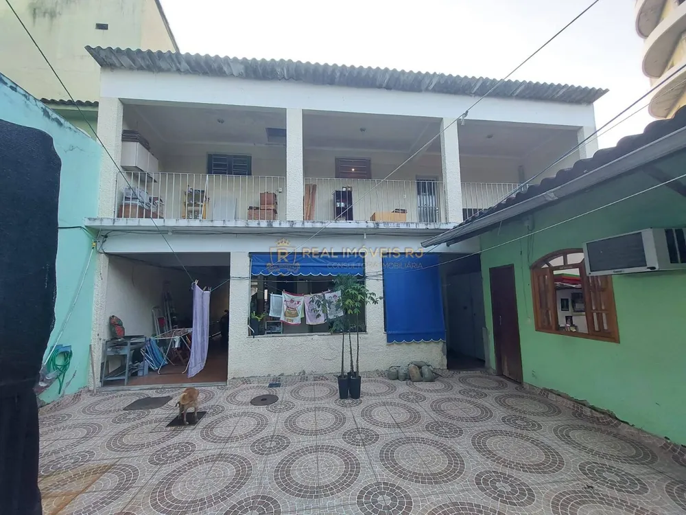 Casa, 3 quartos, 226 m² - Foto 1