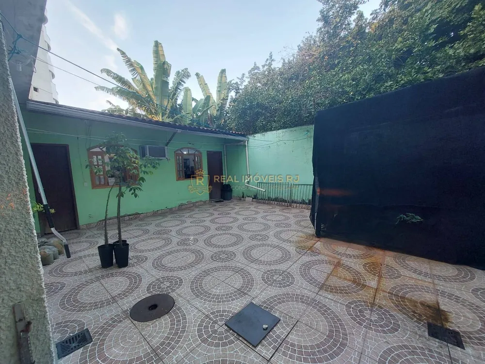 Casa, 3 quartos, 226 m² - Foto 2