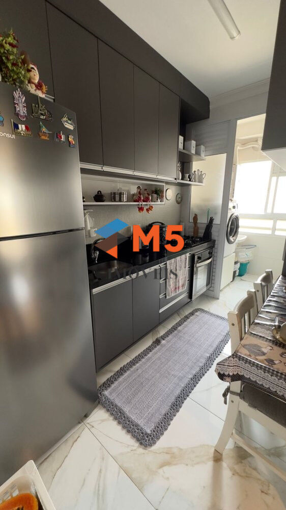 Apartamento à venda com 3 quartos, 71m² - Foto 3