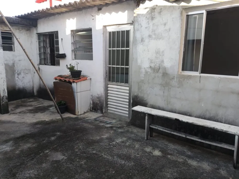 Casa, 5 quartos, 250 m² - Foto 1