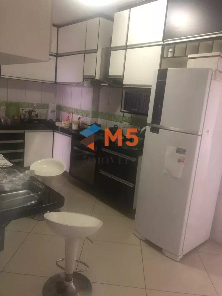 Casa à venda com 3 quartos, 150m² - Foto 2