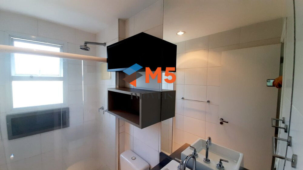 Apartamento para alugar com 3 quartos, 202m² - Foto 4