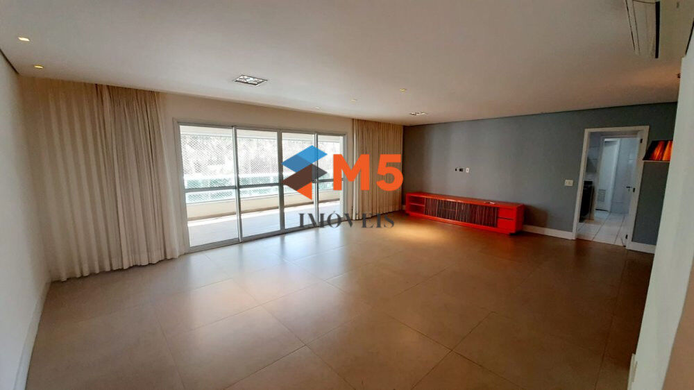 Apartamento para alugar com 3 quartos, 202m² - Foto 1