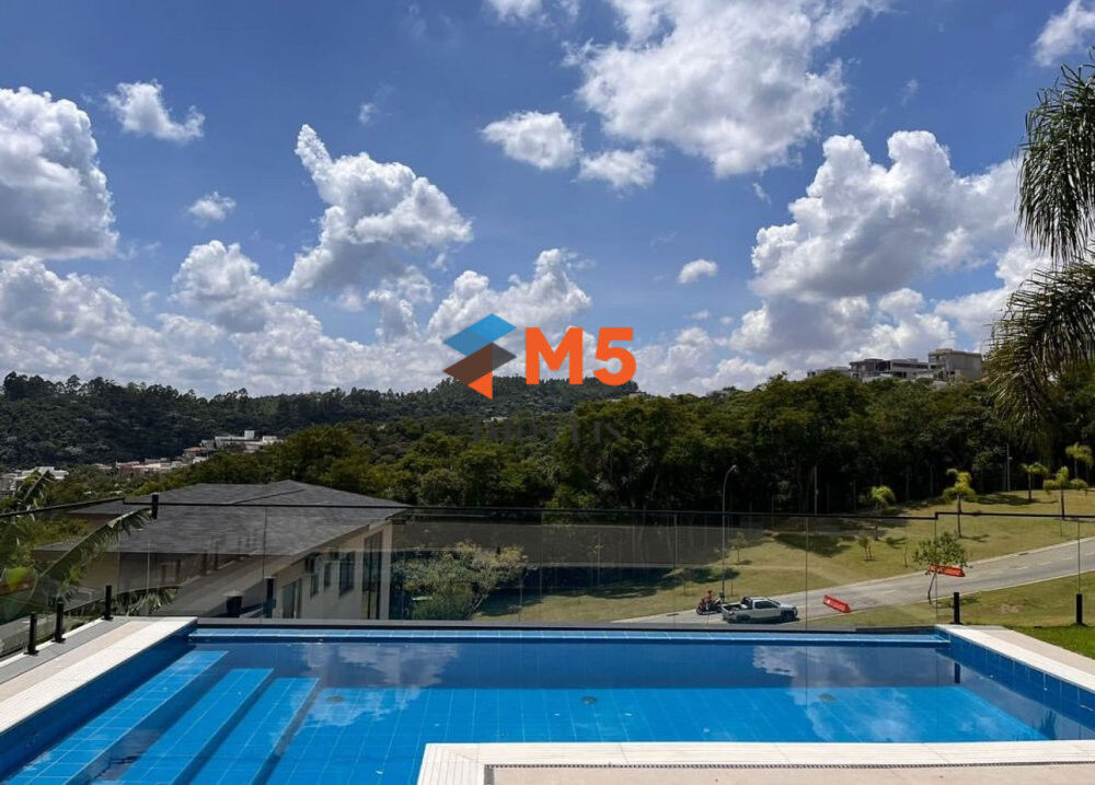 Casa à venda com 3 quartos, 535m² - Foto 1