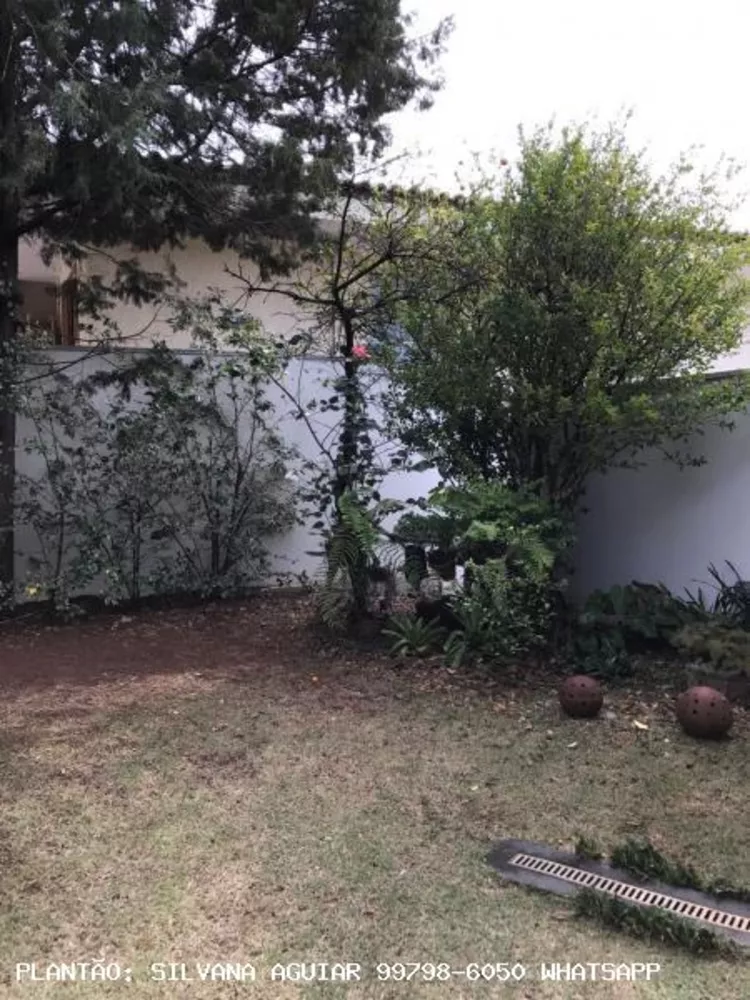 Casa de Condomínio à venda com 4 quartos, 450m² - Foto 2