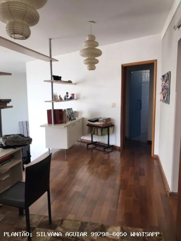 Casa de Condomínio à venda com 4 quartos, 450m² - Foto 1