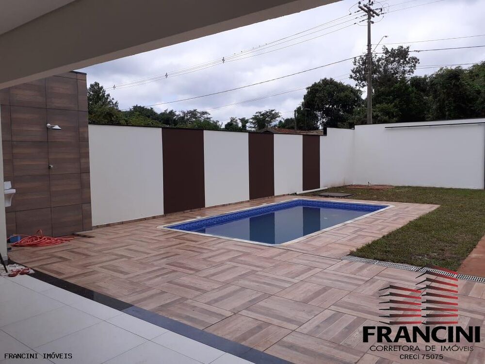 Chácara à venda com 2 quartos, 150m² - Foto 2