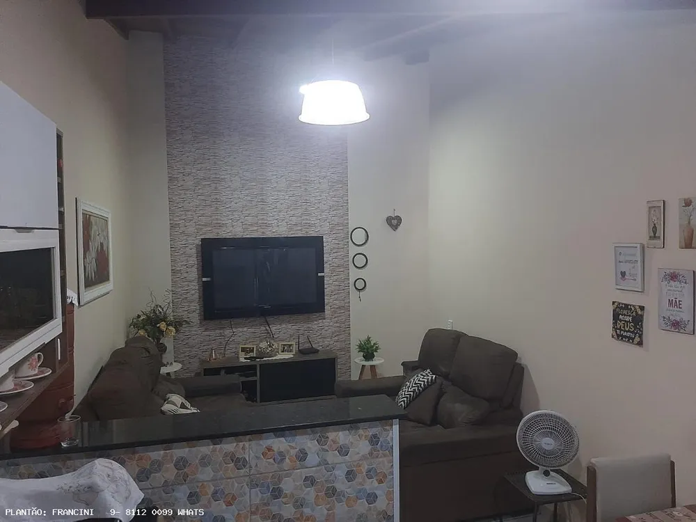 Chácara, 3 quartos, 300 m² - Foto 2