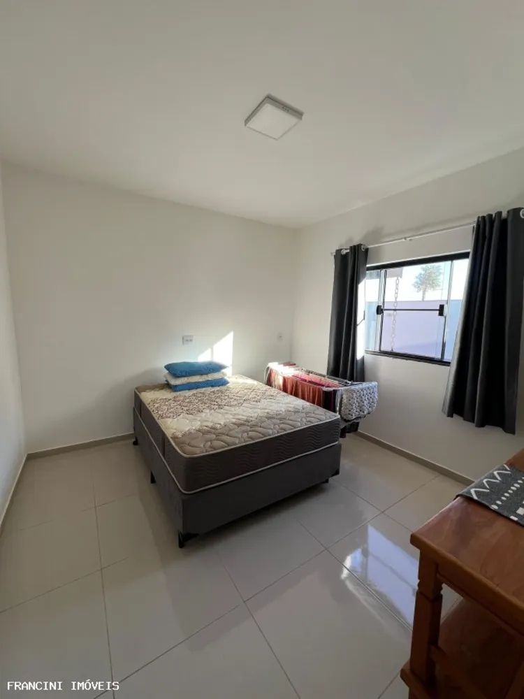 Chácara, 3 quartos, 300 m² - Foto 2