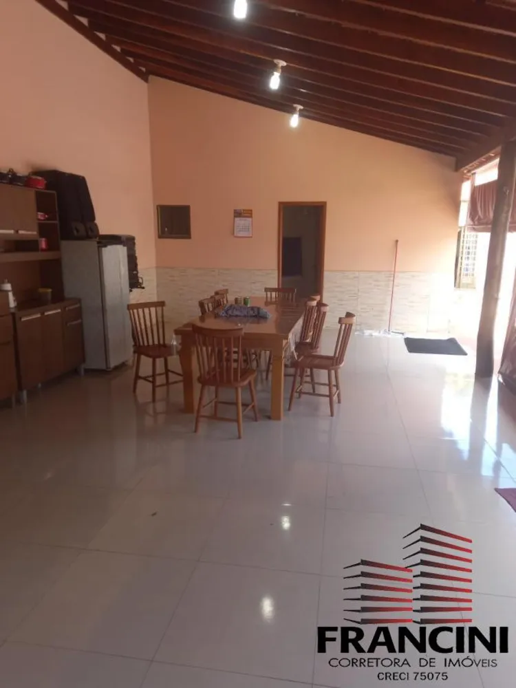 Chácara, 3 quartos, 300 m² - Foto 4