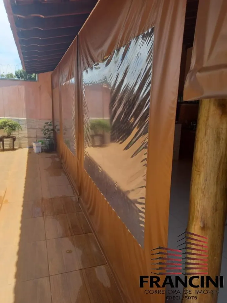 Chácara, 3 quartos, 300 m² - Foto 2