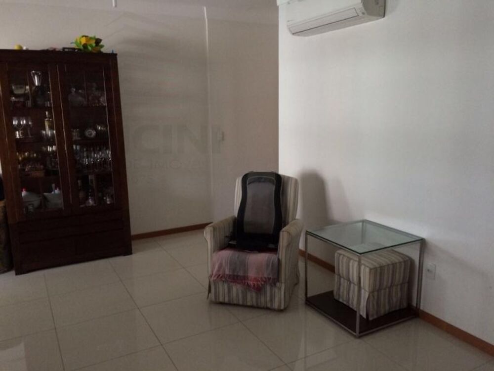 Apartamento à venda com 3 quartos, 112m² - Foto 4