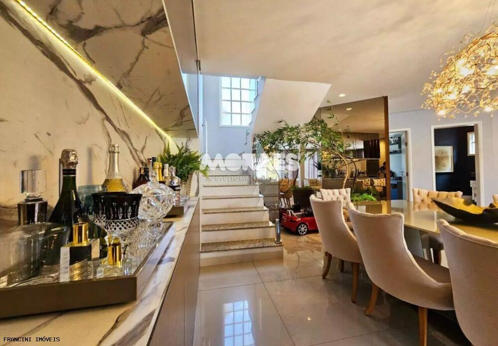 Casa de Condomínio à venda com 4 quartos, 450m² - Foto 3