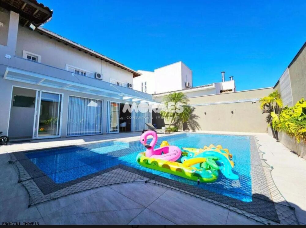 Casa de Condomínio à venda com 4 quartos, 450m² - Foto 2