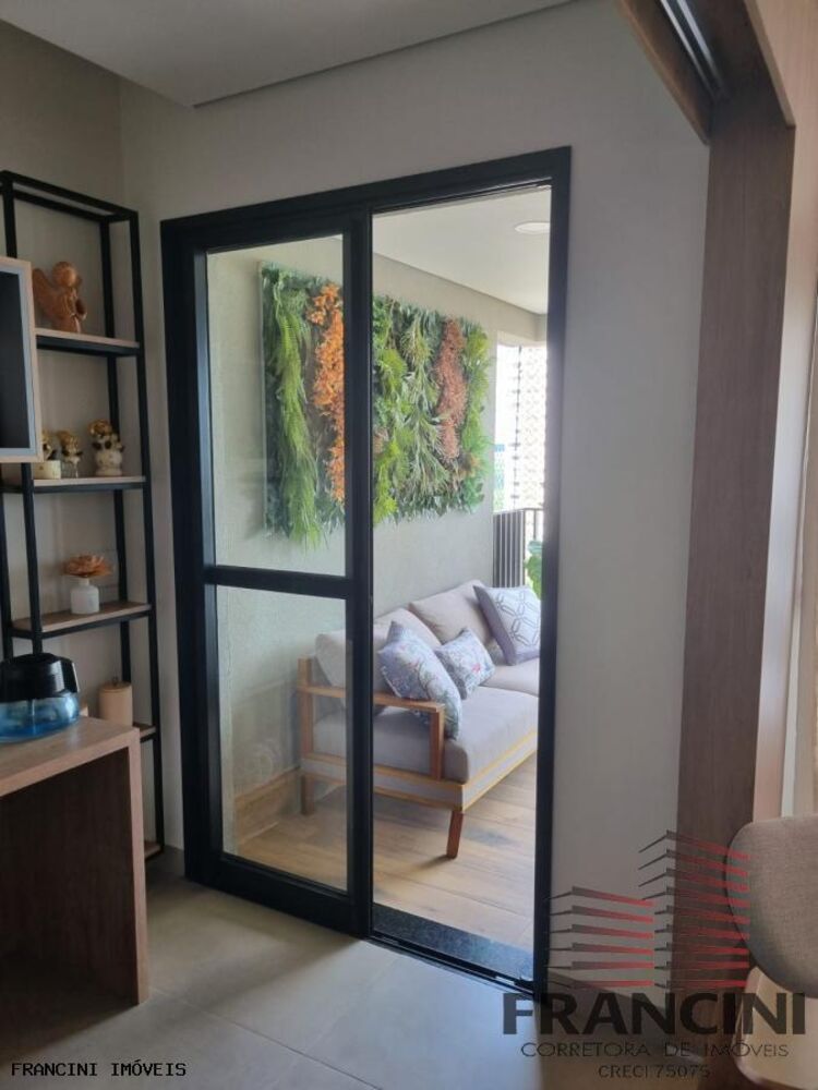 Apartamento à venda com 3 quartos, 160m² - Foto 2