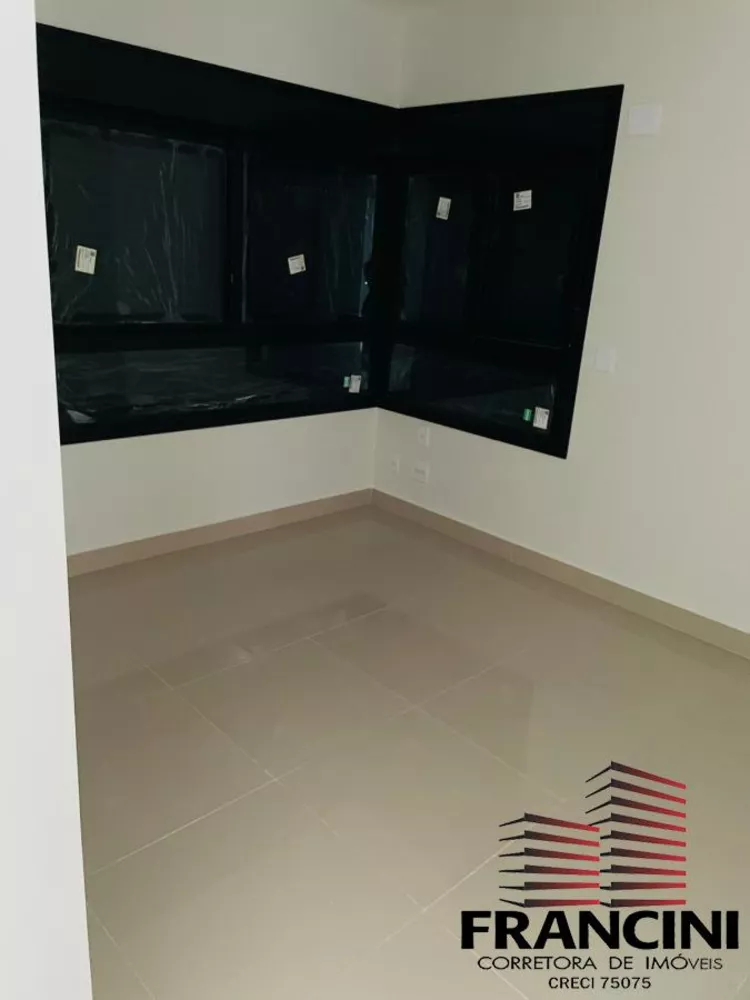 Apartamento à venda com 3 quartos, 160m² - Foto 4