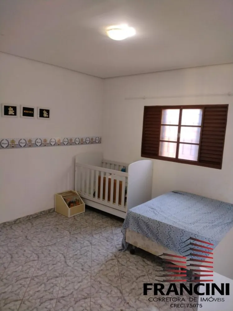 Chácara, 3 quartos, 300 m² - Foto 11