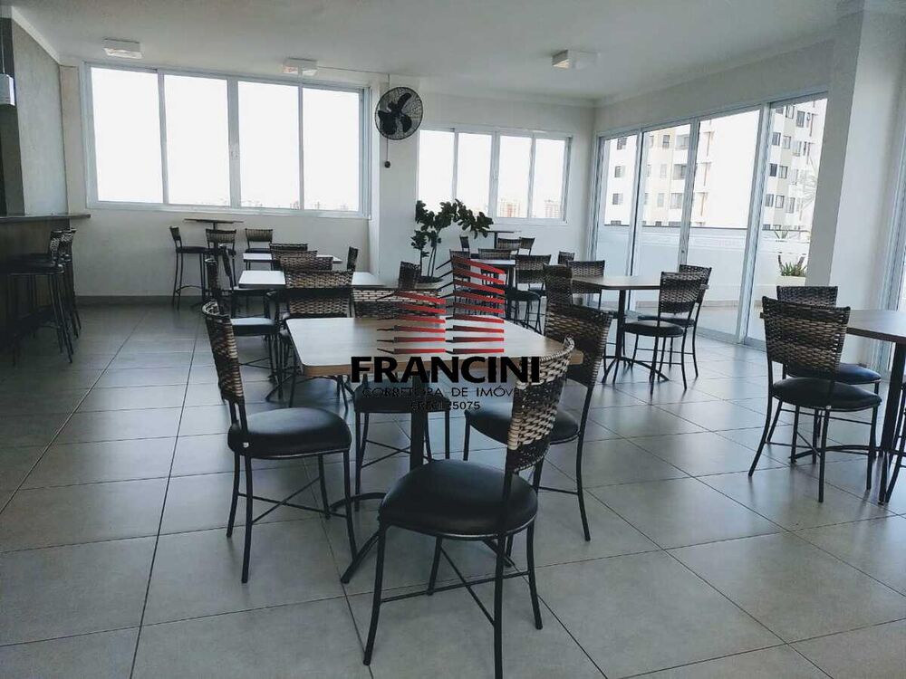 Apartamento à venda com 2 quartos, 75m² - Foto 7