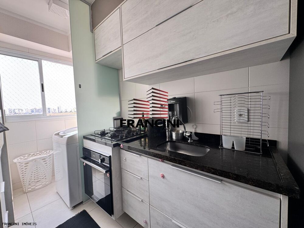 Apartamento à venda com 2 quartos, 75m² - Foto 12