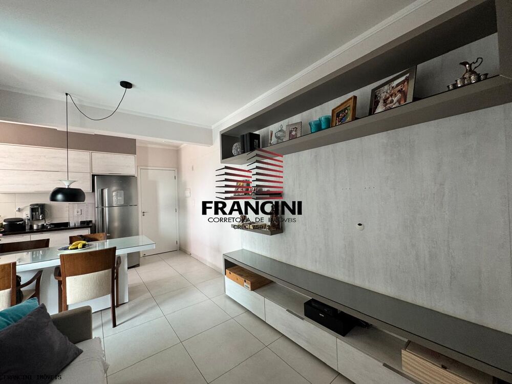 Apartamento à venda com 2 quartos, 75m² - Foto 31