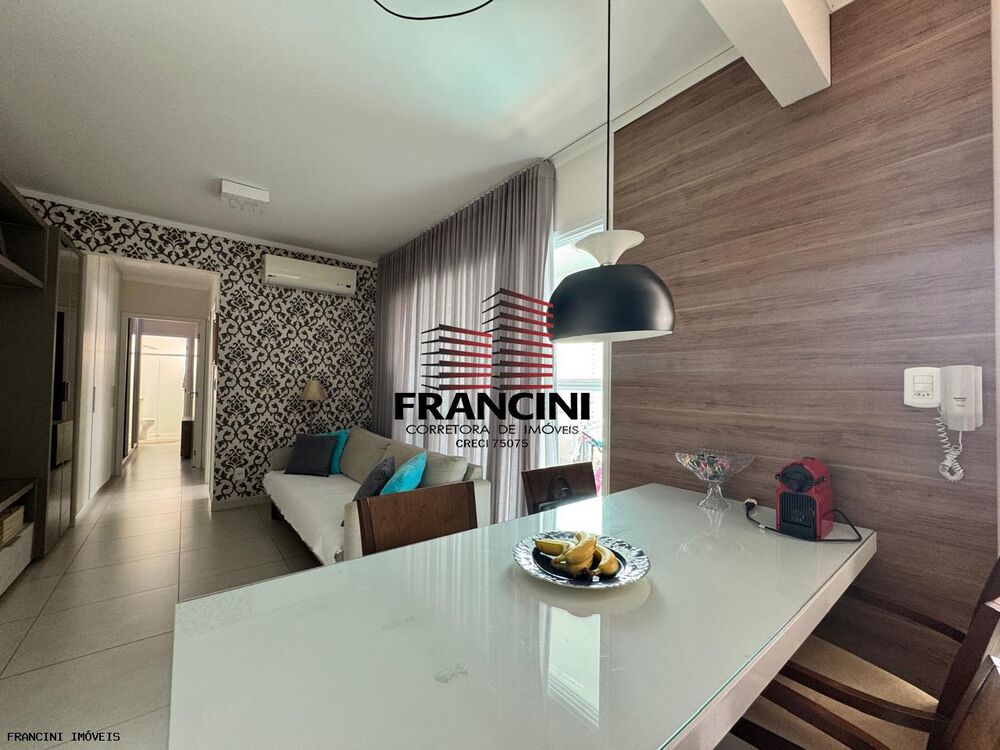 Apartamento à venda com 2 quartos, 75m² - Foto 34