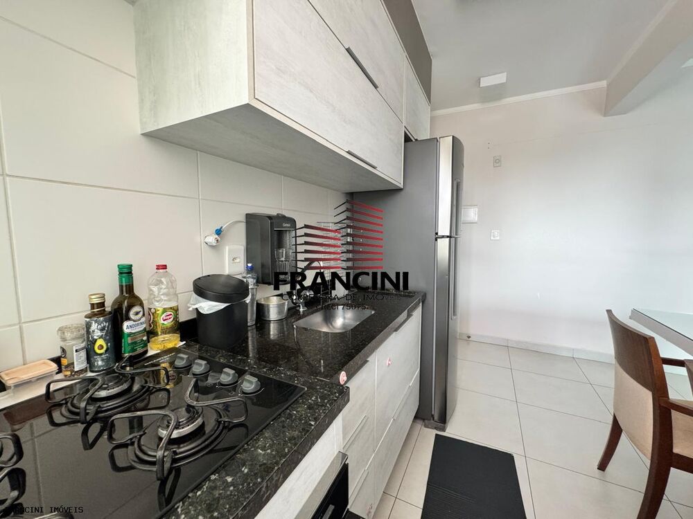 Apartamento à venda com 2 quartos, 75m² - Foto 18