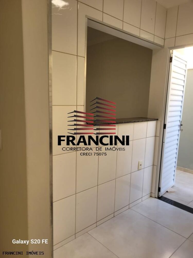 Casa à venda com 3 quartos, 108m² - Foto 7