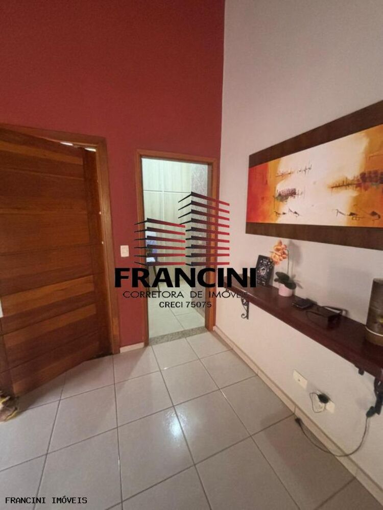 Casa de Condomínio à venda com 3 quartos, 195m² - Foto 2