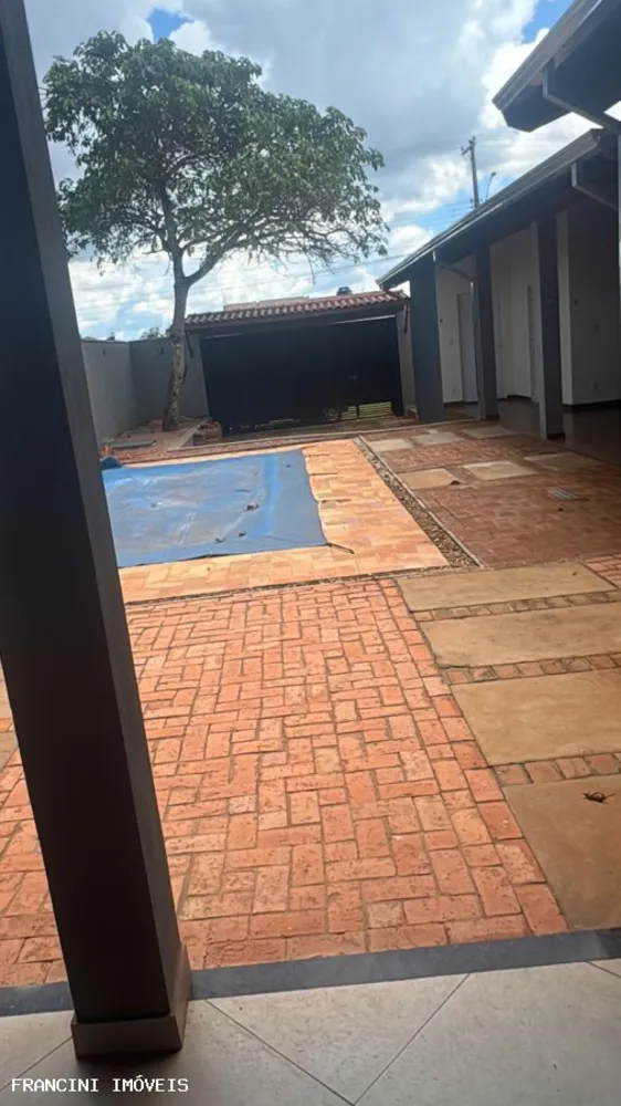 Chácara, 3 quartos, 275 m² - Foto 1
