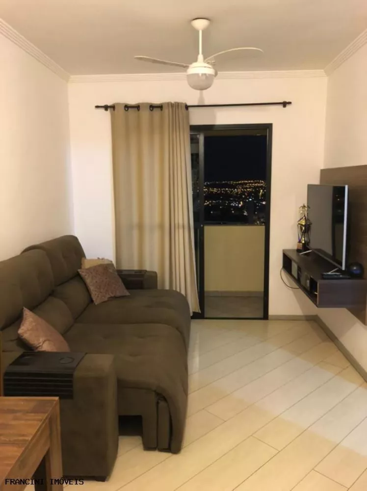 Apartamento à venda com 2 quartos, 65m² - Foto 2