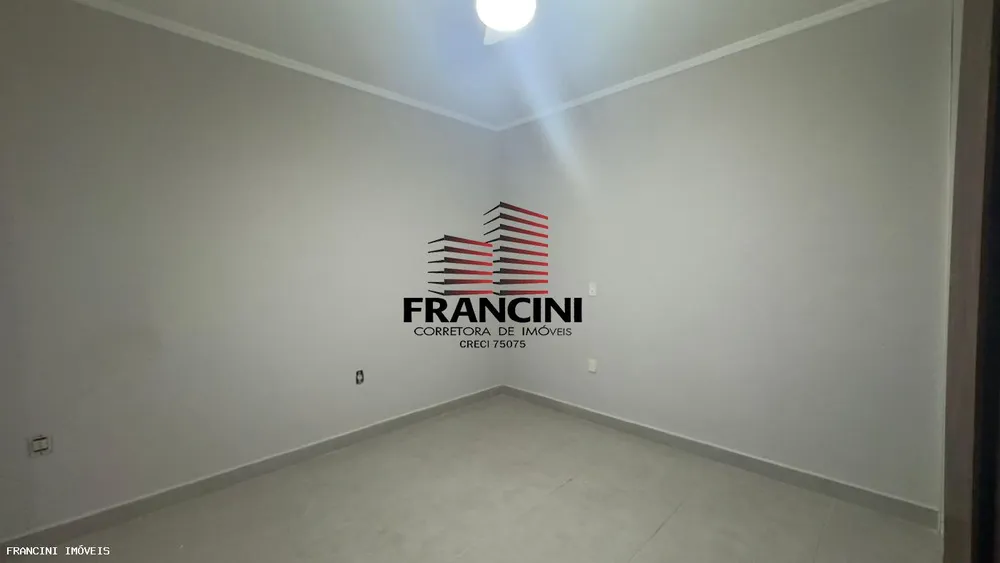 Casa, 3 quartos, 250 m² - Foto 13