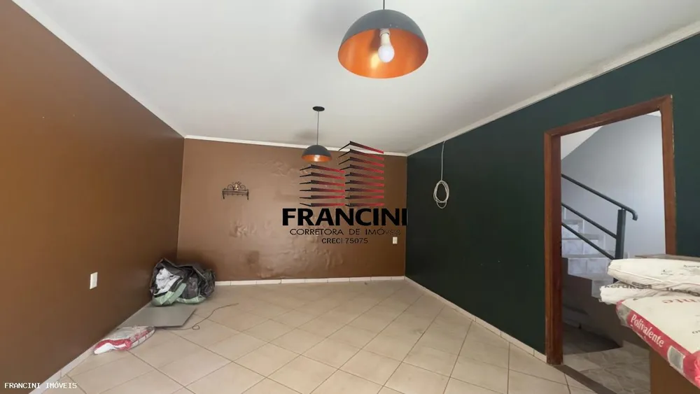 Casa, 3 quartos, 250 m² - Foto 2