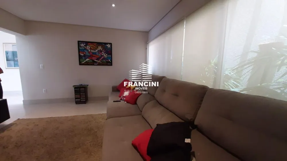 Casa, 4 quartos, 360 m² - Foto 3