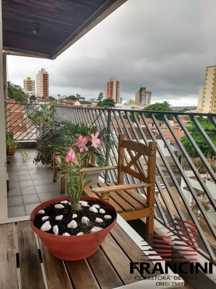 Apartamento à venda com 3 quartos, 138m² - Foto 2